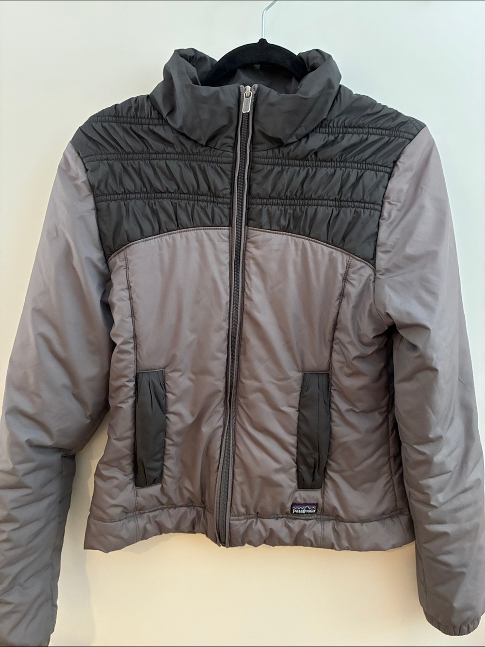 Women Vintage Patagonia Houdini Gray Jacket Small EUC